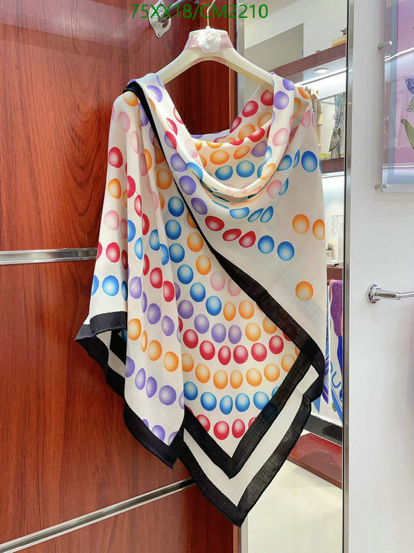 Scarf-Chanel Code: CM2210 $: 75USD