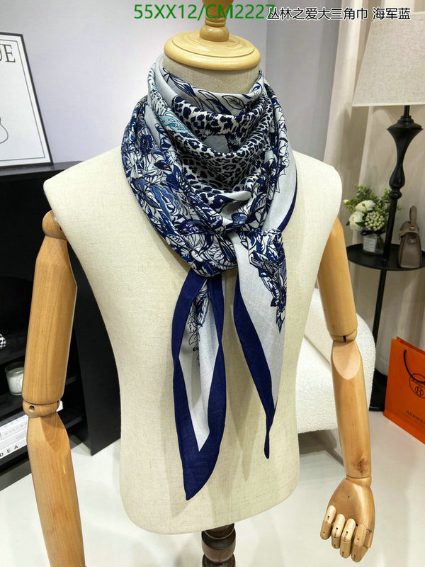 Scarf-Hermes Code: CM2227 $: 55USD