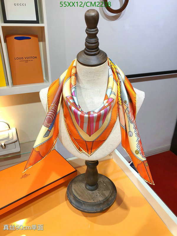 Scarf-Hermes Code: CM2238 $: 55USD