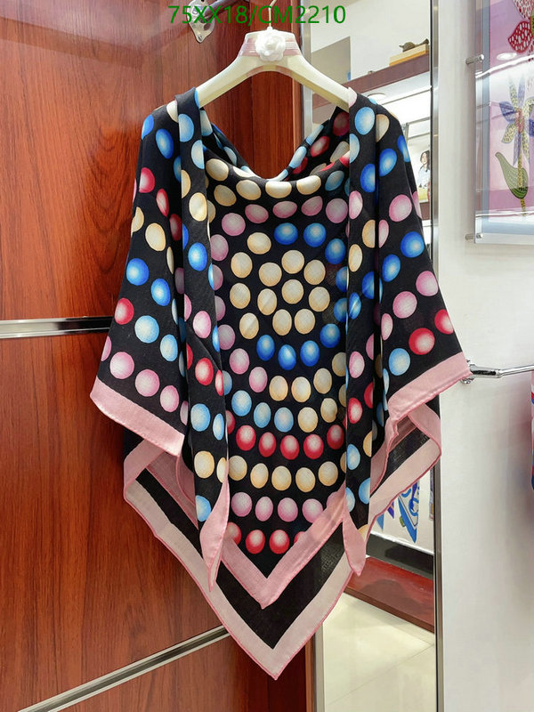 Scarf-Chanel Code: CM2210 $: 75USD