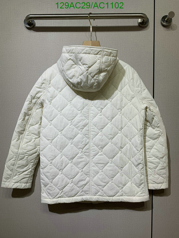 Down jacket Women-Burberry Code: AC1102 $: 129USD