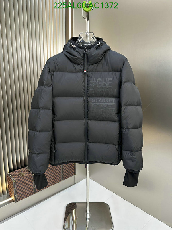 Down jacket Men-Moncler Code: AC1372 $: 225USD