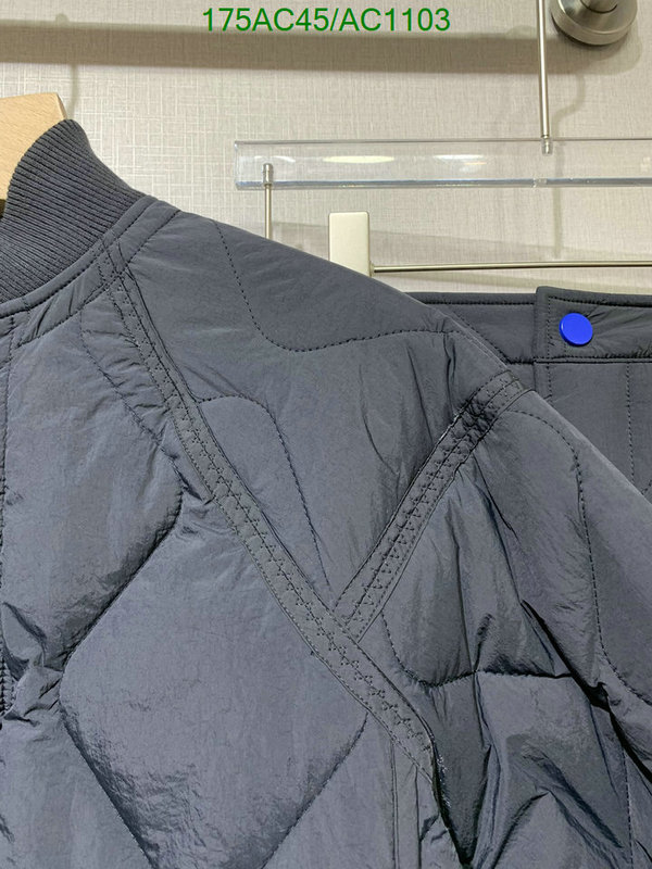 Down jacket Women-Burberry Code: AC1103 $: 175USD