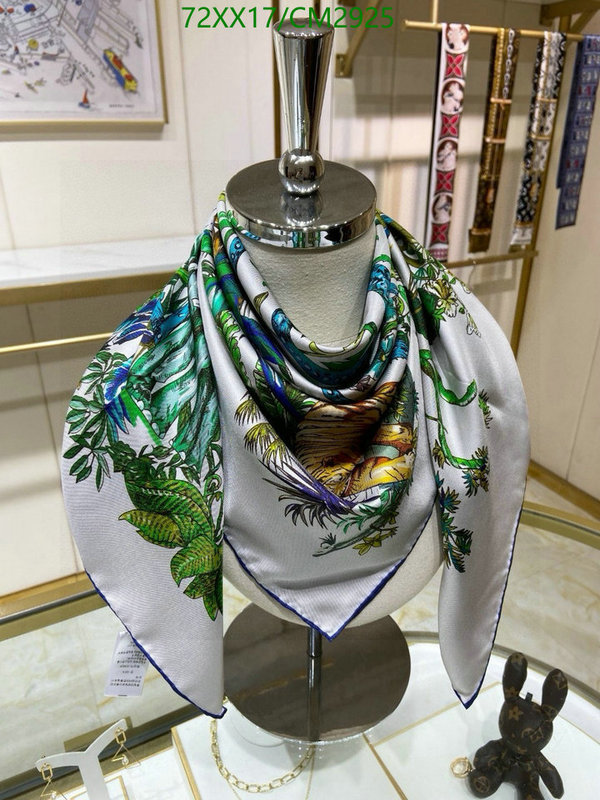 Scarf-Hermes Code: CM2925 $: 72USD