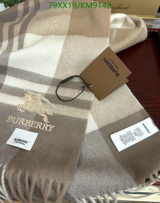 Scarf-Burberry Code: KM9142 $: 79USD