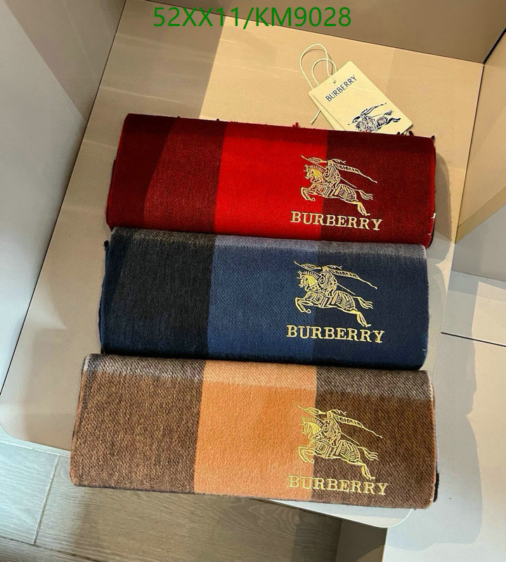 Scarf-Burberry Code: KM9028 $: 52USD