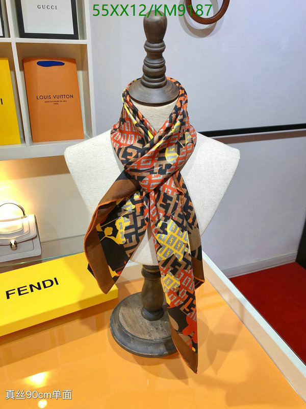 Scarf-Fendi Code: KM9187 $: 55USD