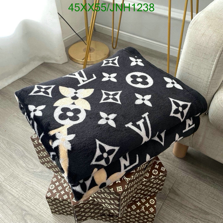 Blanket SALE Code: JNH1238