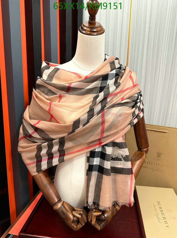 Scarf-Burberry Code: KM9151 $: 65USD