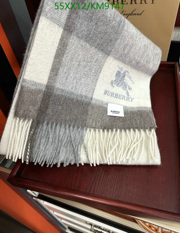 Scarf-Burberry Code: KM9147 $: 55USD