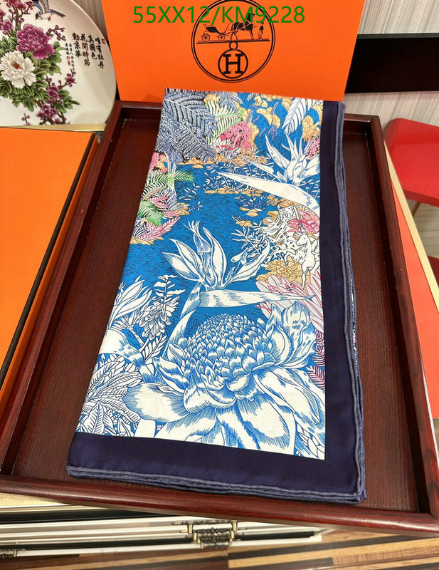 Scarf-Hermes Code: KM9228 $: 55USD