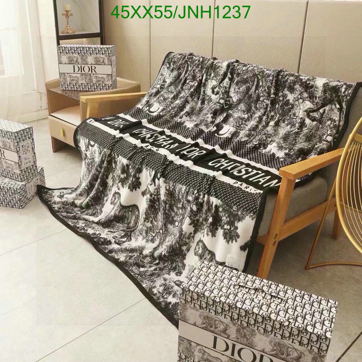 Blanket SALE Code: JNH1237