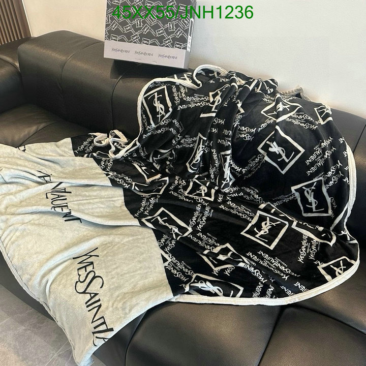 Blanket SALE Code: JNH1236