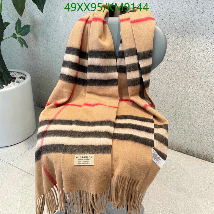 Scarf-Burberry Code: KM9144 $: 49USD