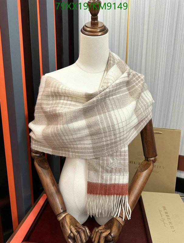 Scarf-Burberry Code: KM9149 $: 79USD