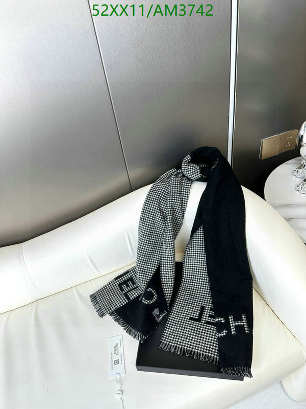 Scarf-Chanel Code: AM3742 $: 52USD