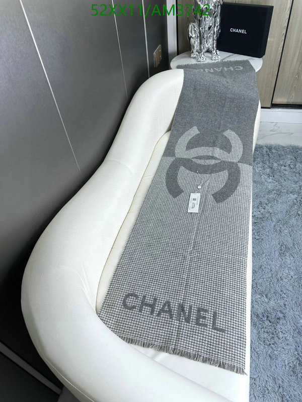 Scarf-Chanel Code: AM3742 $: 52USD