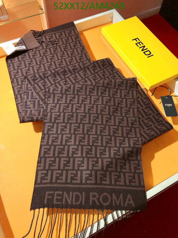 Scarf-Fendi Code: AM4249 $: 52USD