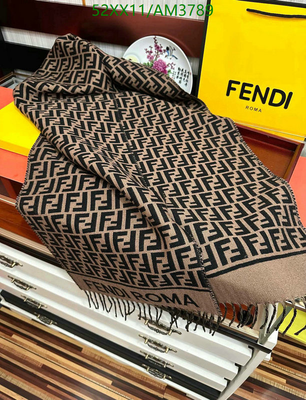 Scarf-Fendi Code: AM3789 $: 52USD