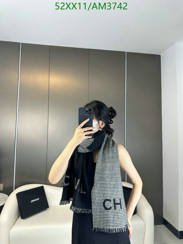 Scarf-Chanel Code: AM3742 $: 52USD