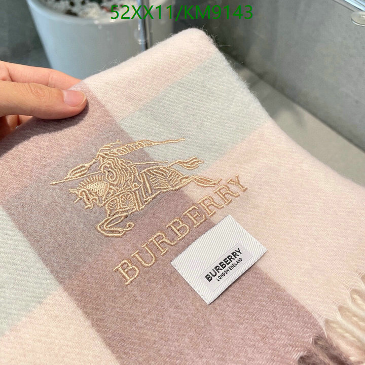 Scarf-Burberry Code: KM9143 $: 52USD