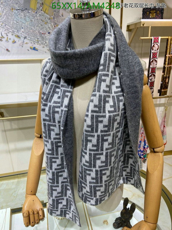 Scarf-Fendi Code: AM4248 $: 65USD