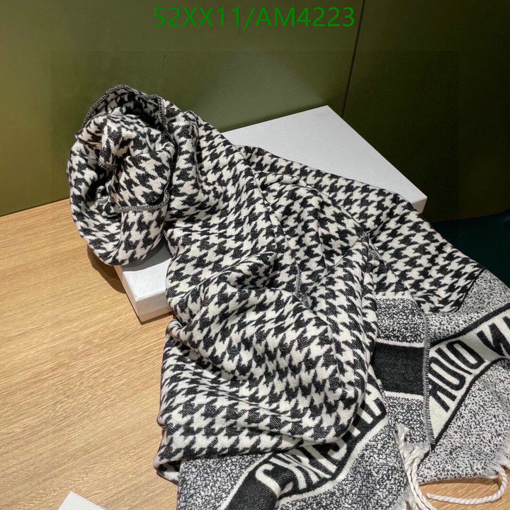 Scarf-Dior Code: AM4223 $: 52USD