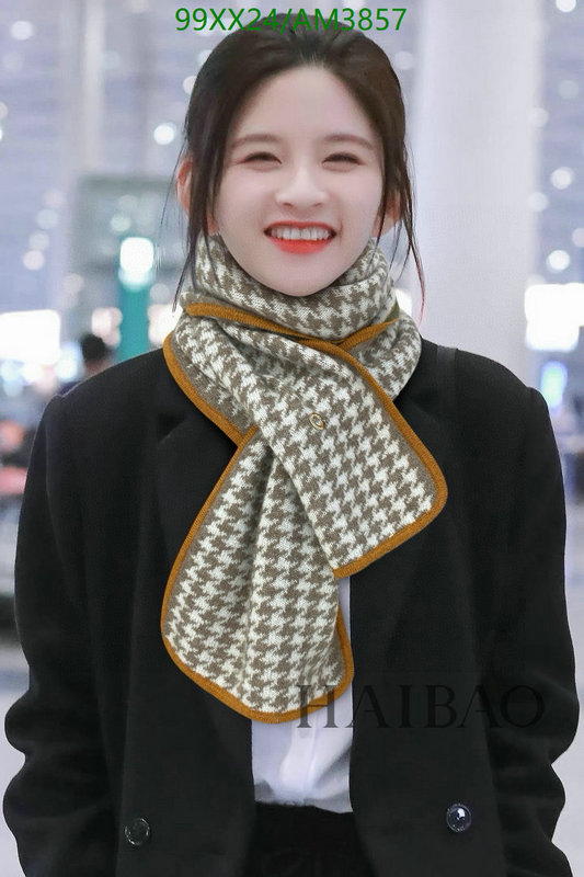 Scarf-Loro Piana Code: AM3857 $: 99USD