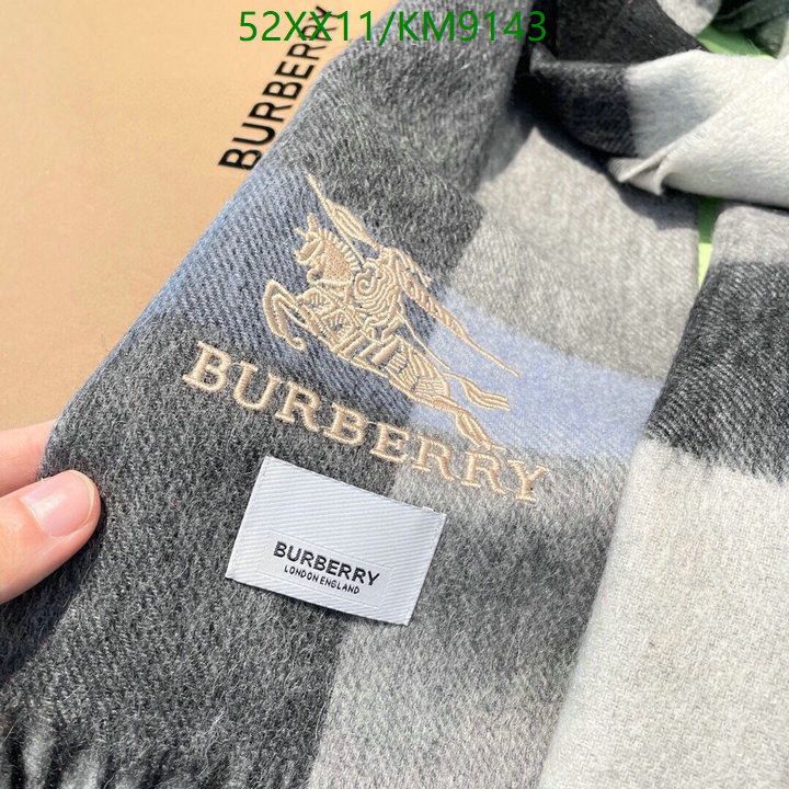 Scarf-Burberry Code: KM9143 $: 52USD