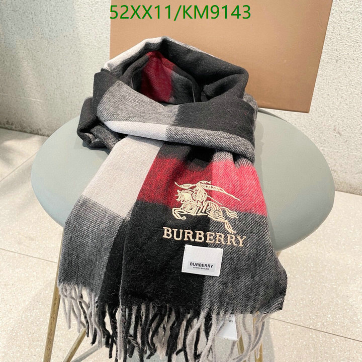 Scarf-Burberry Code: KM9143 $: 52USD