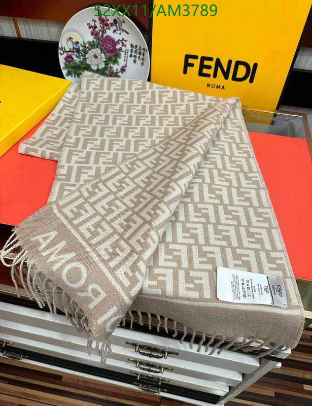 Scarf-Fendi Code: AM3789 $: 52USD