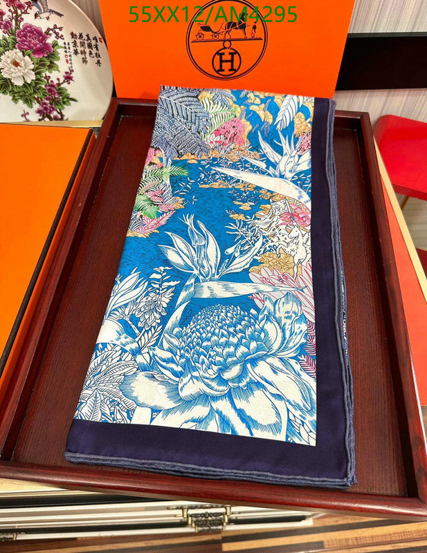 Scarf-Hermes Code: AM4295 $: 55USD