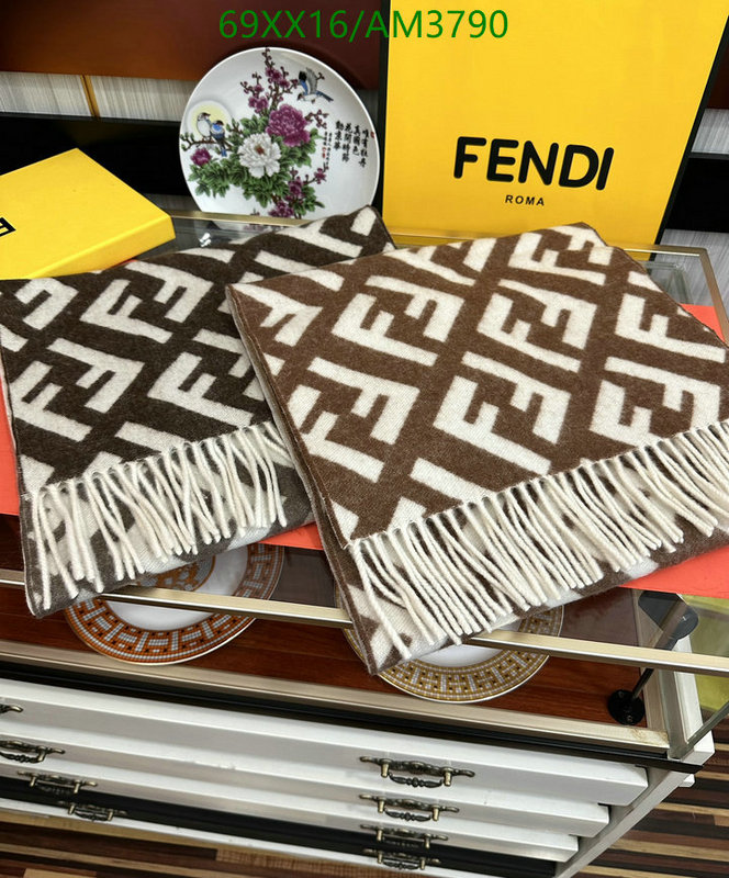 Scarf-Fendi Code: AM3790 $: 69USD