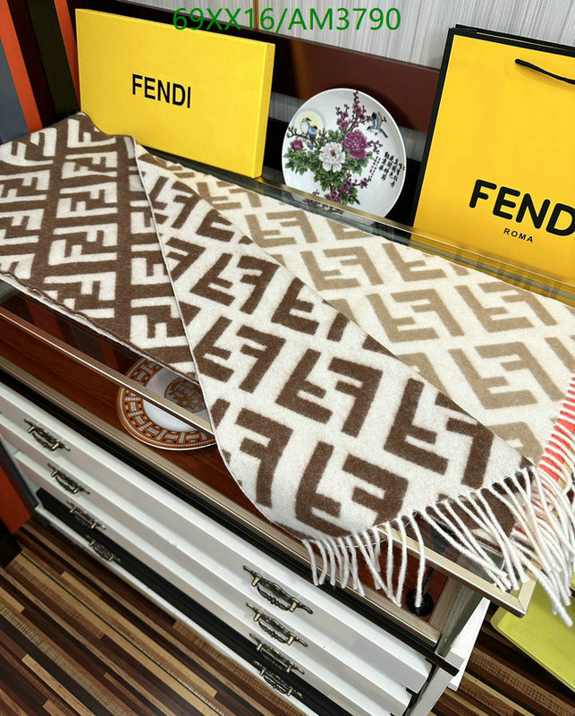 Scarf-Fendi Code: AM3790 $: 69USD