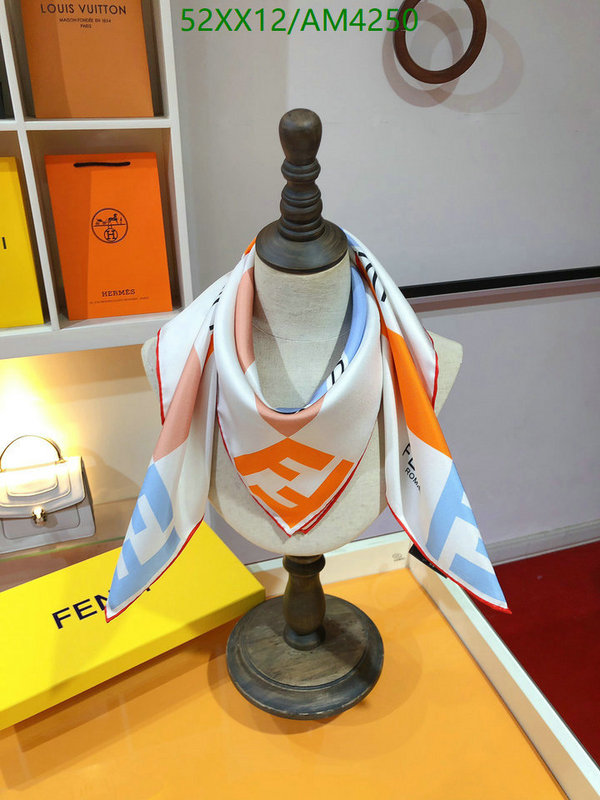 Scarf-Fendi Code: AM4250 $: 52USD