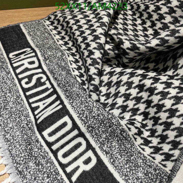 Scarf-Dior Code: AM4223 $: 52USD