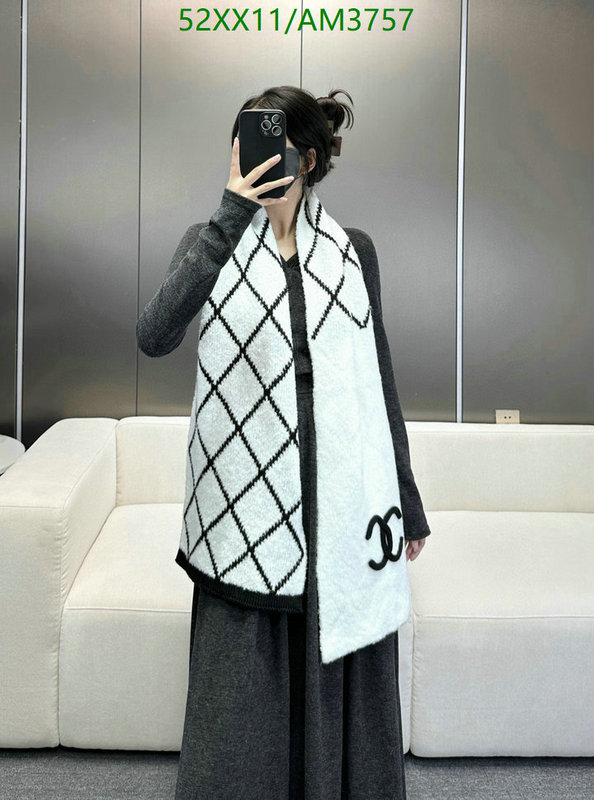 Scarf-Chanel Code: AM3757 $: 52USD