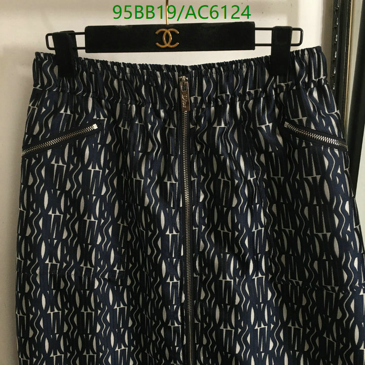 Clothing-Dior Code: AC6124 $: 95USD