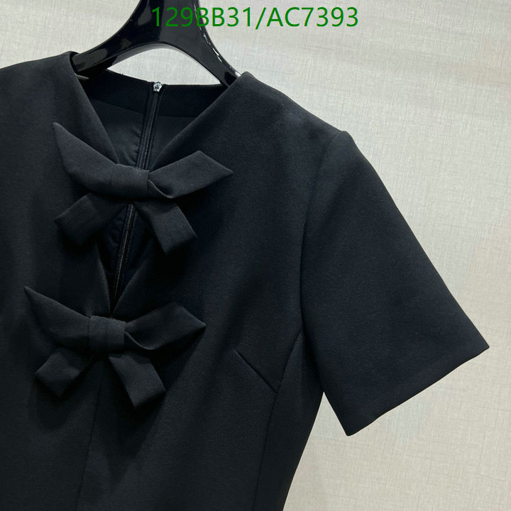 Clothing-Valentino Code: AC7393 $: 129USD