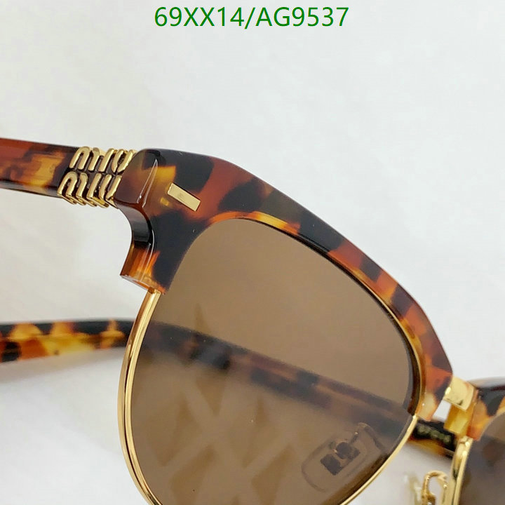 Glasses-MiuMiu Code: AG9537 $: 69USD