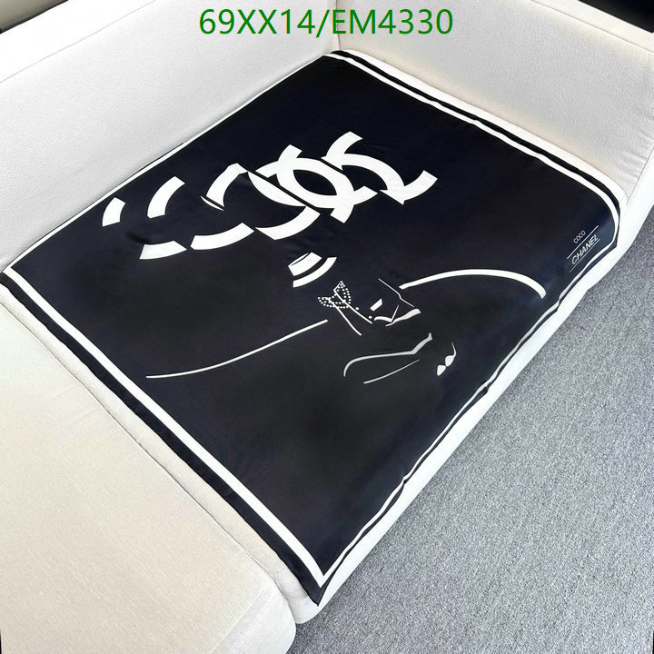 Scarf-Chanel Code: EM4330 $: 69USD