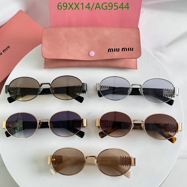 Glasses-MiuMiu Code: AG9544 $: 69USD