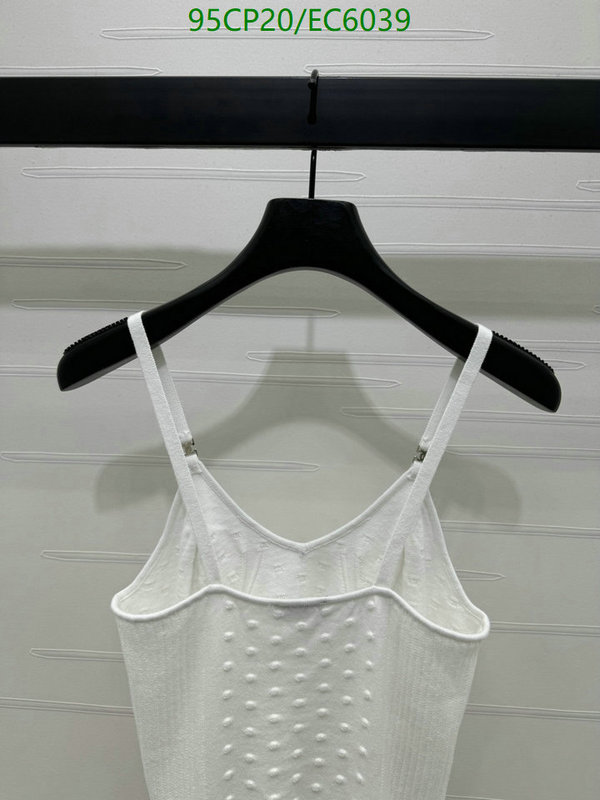 Clothing-Chanel Code: EC6039 $: 95USD