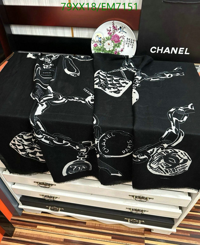 Scarf-Chanel Code: EM7151 $: 79USD