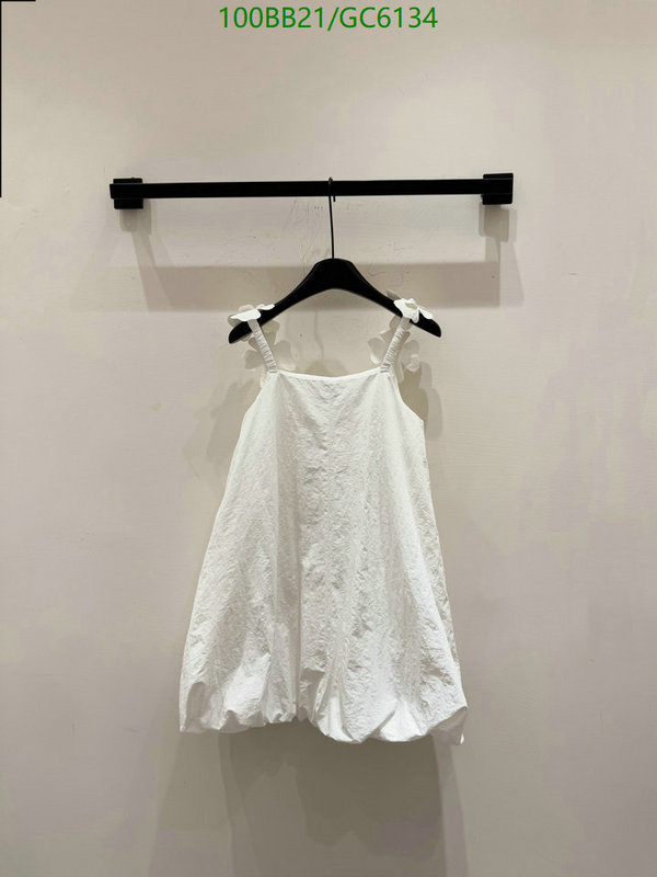 Clothing-Chanel Code: GC6134 $: 100USD
