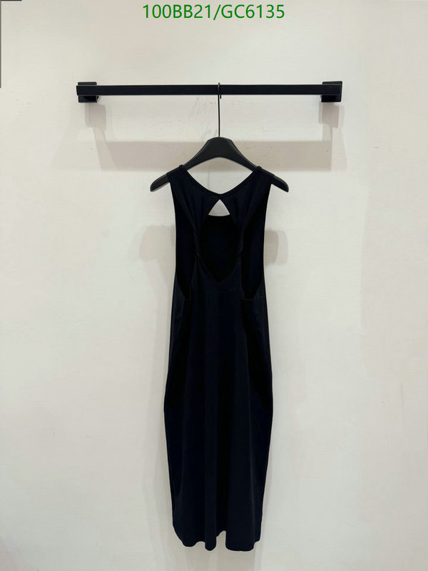 Clothing-Chanel Code: GC6135 $: 100USD