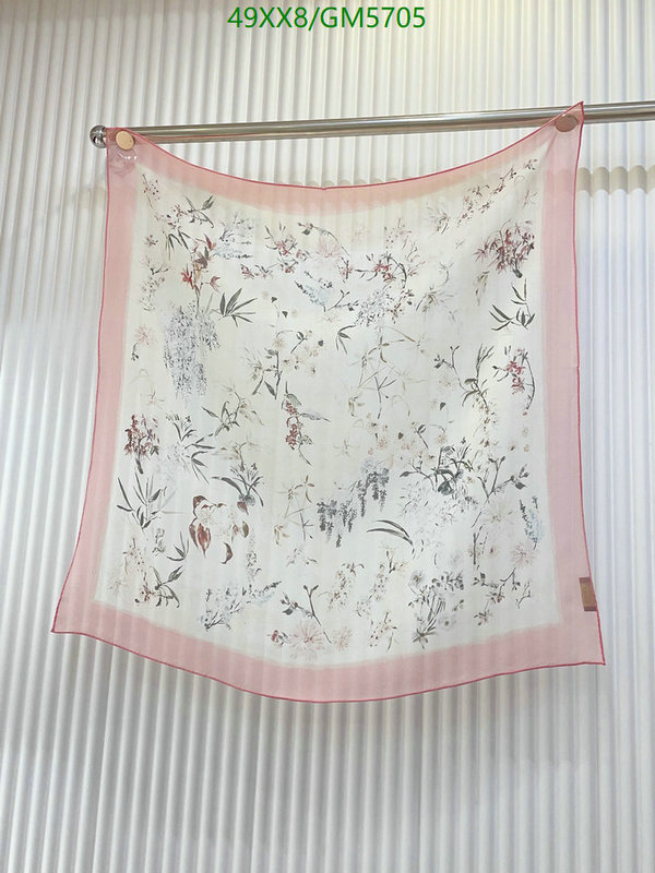 Scarf-Chanel Code: GM5705 $: 49USD