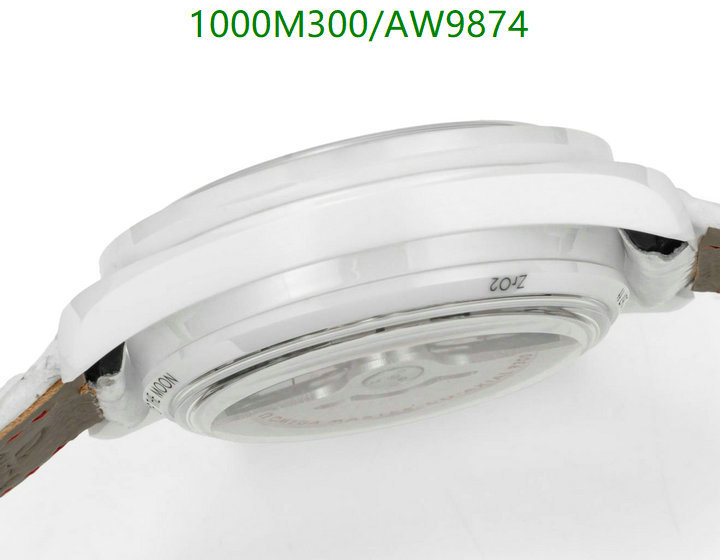 $: 1000USD