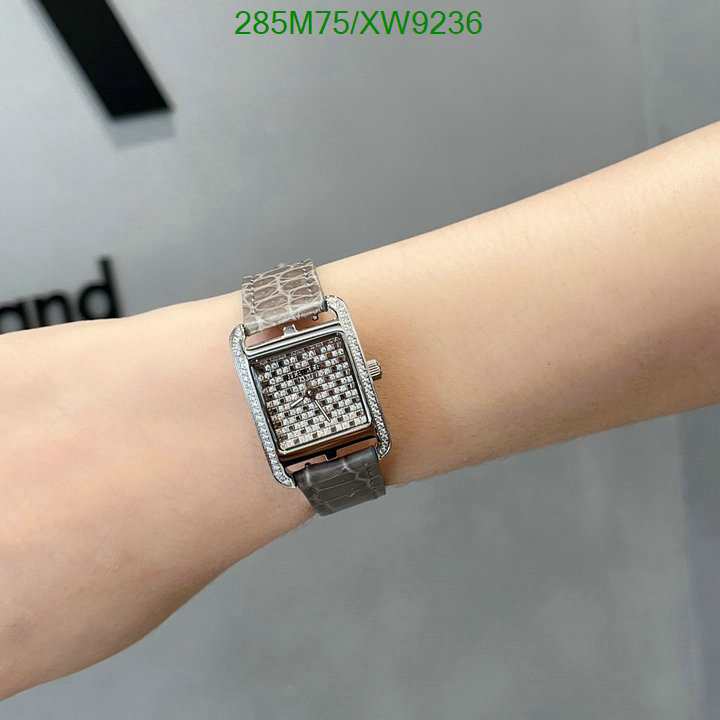 $: 285USD