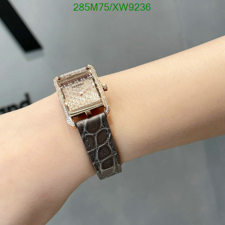 $: 285USD